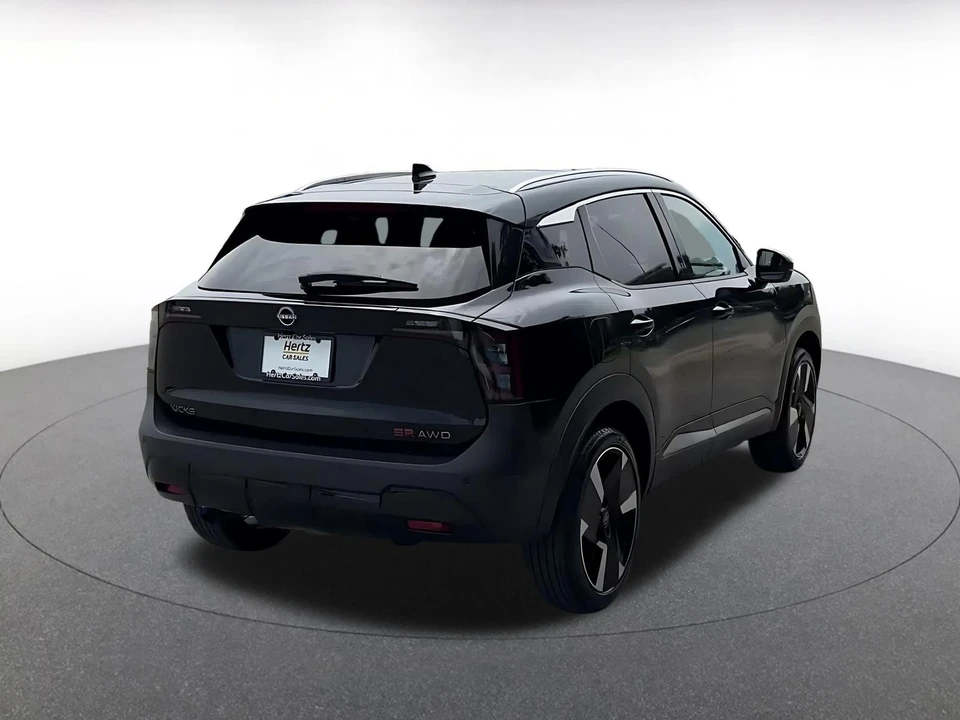 2026 Nissan Kicks - Image 16 of 31