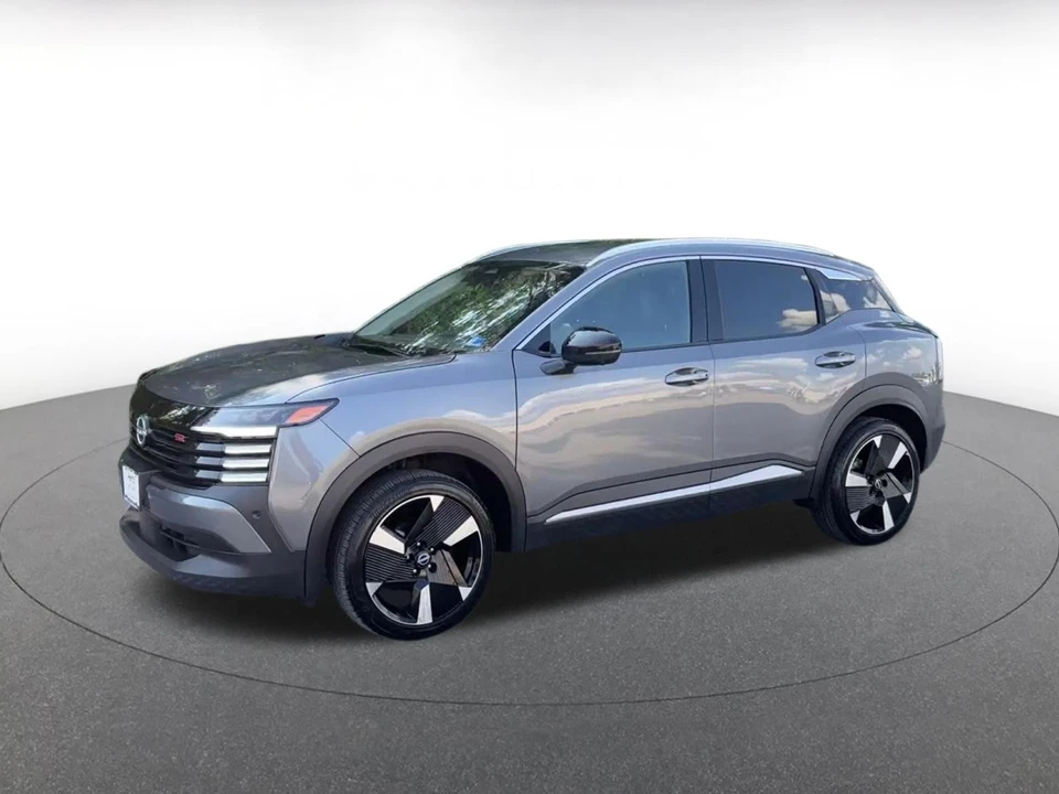 2026 Nissan Kicks - Image 8 of 31