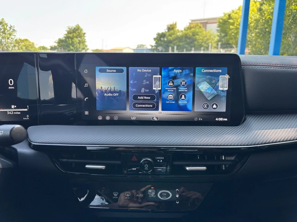 2026 Nissan Kicks - Image 18 of 31
