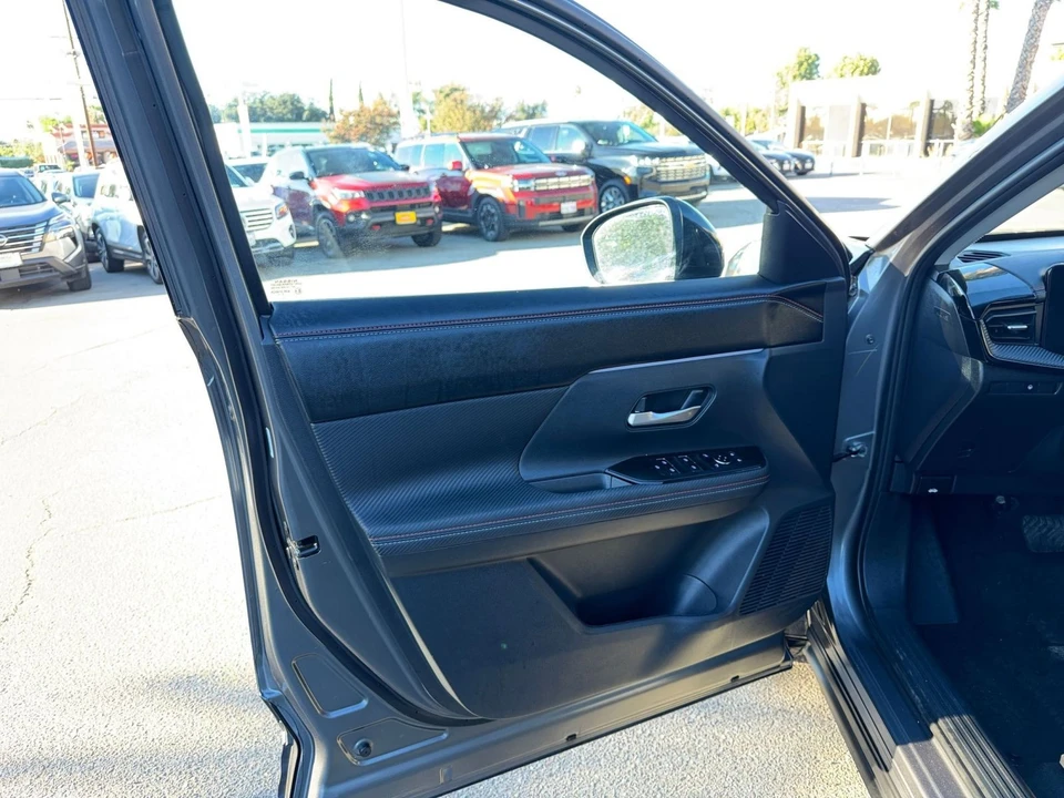 2026 Nissan Kicks - Image 20 of 31