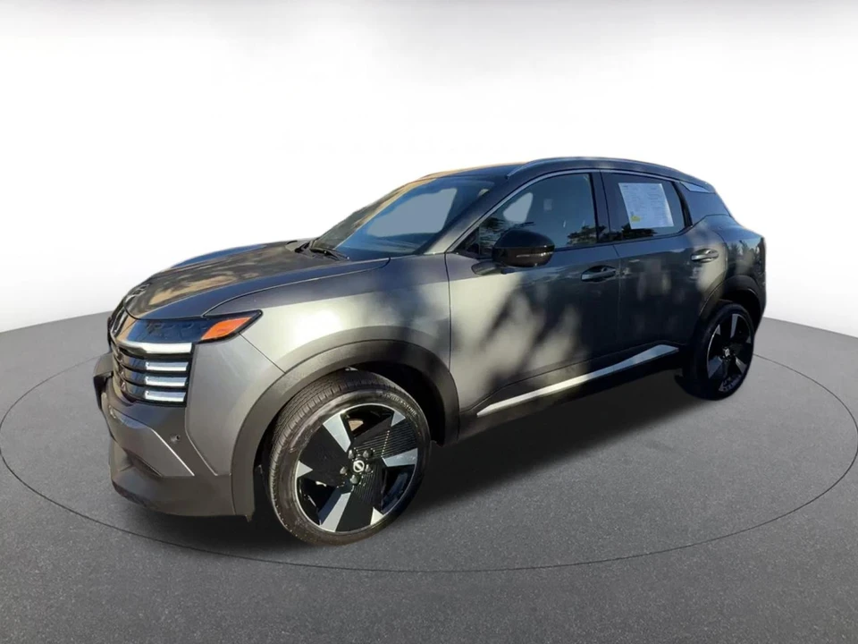 2026 Nissan Kicks - Image 8 of 31