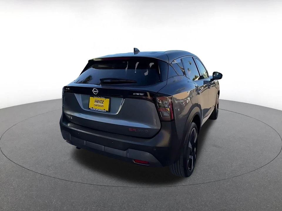 2026 Nissan Kicks - Image 16 of 31