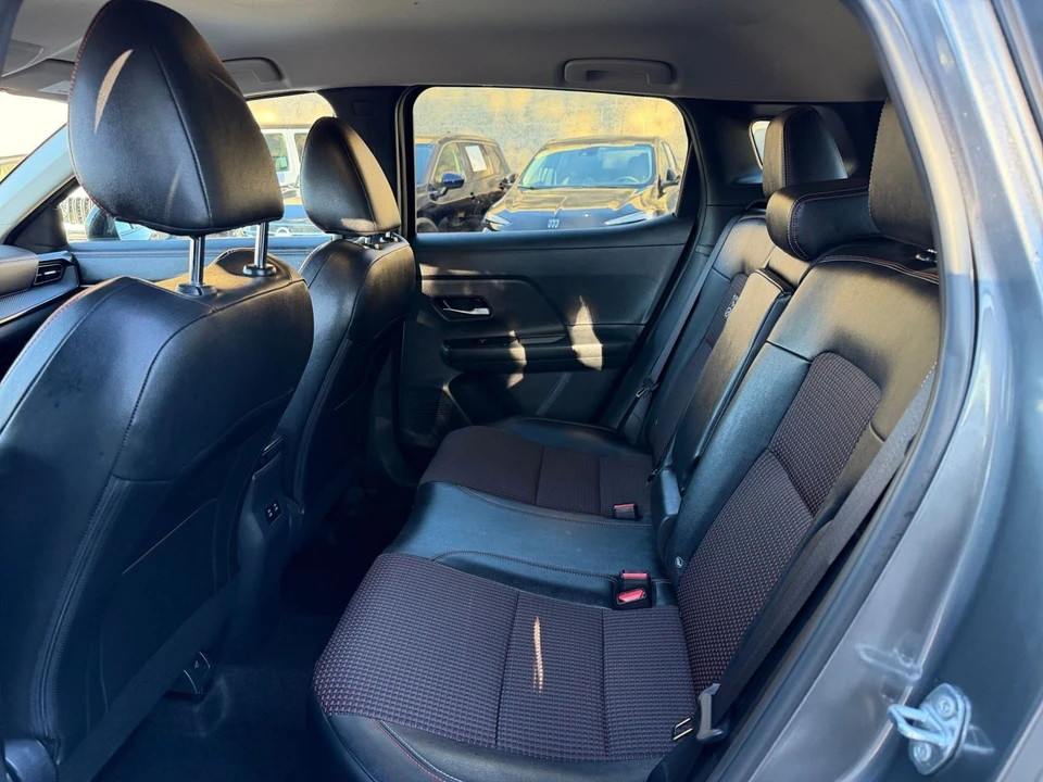 2026 Nissan Kicks - Image 26 of 31
