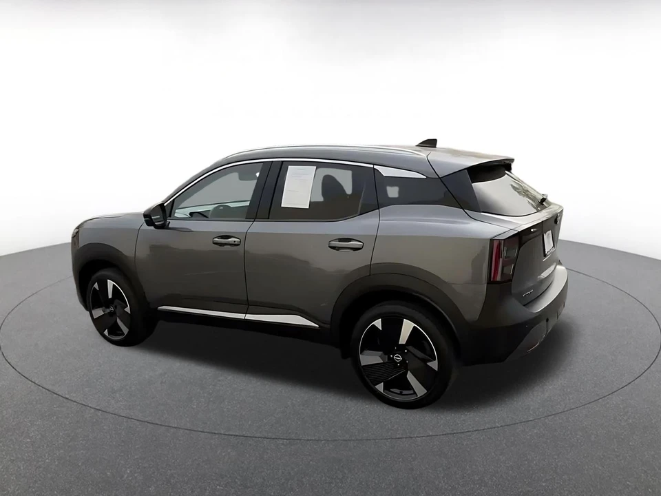 2026 Nissan Kicks - Image 13 of 31