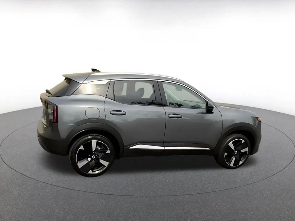 2026 Nissan Kicks - Image 18 of 31