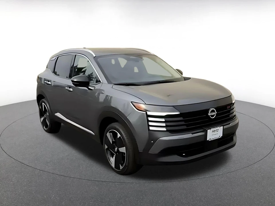 2026 Nissan Kicks - Image 3 of 31