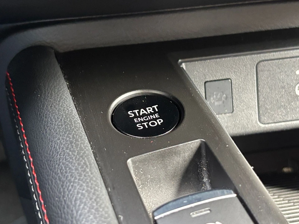 2026 Nissan Kicks - Image 23 of 31