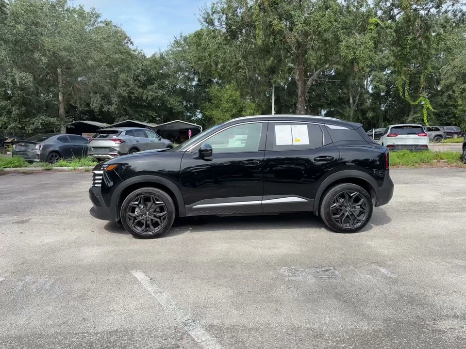 2026 Nissan Kicks - Image 9 of 31