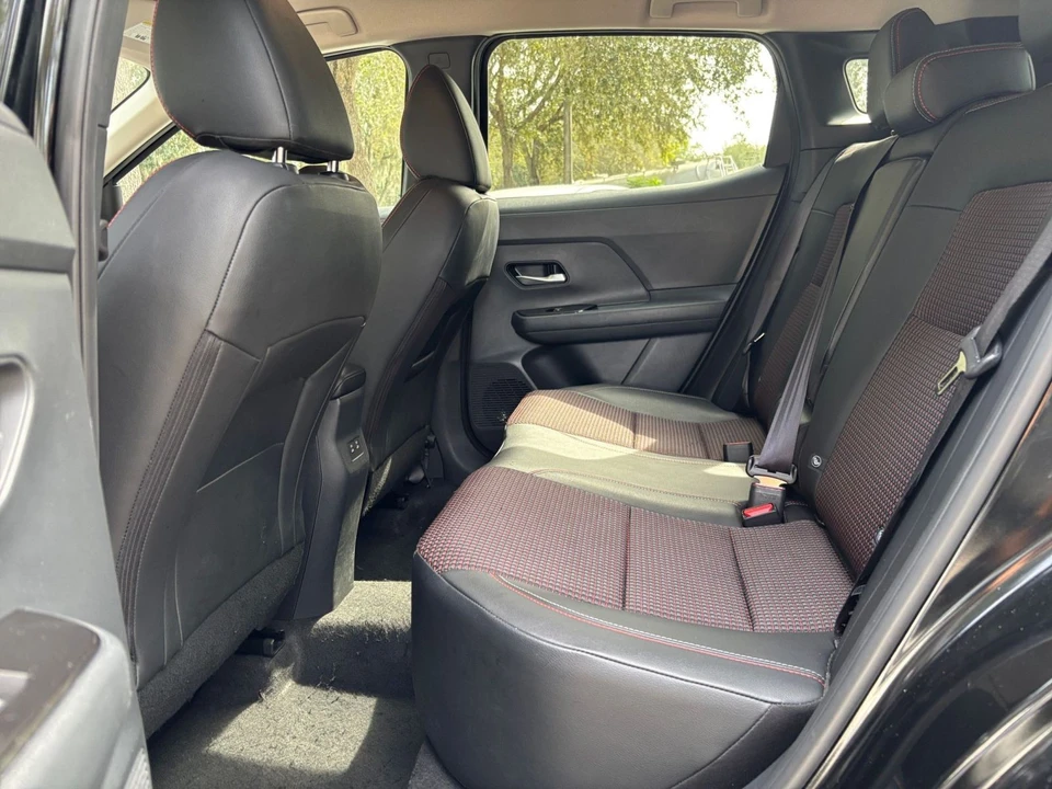 2026 Nissan Kicks - Image 26 of 31