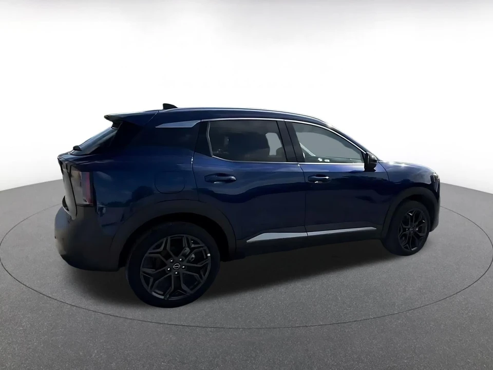 2026 Nissan Kicks - Image 16 of 31