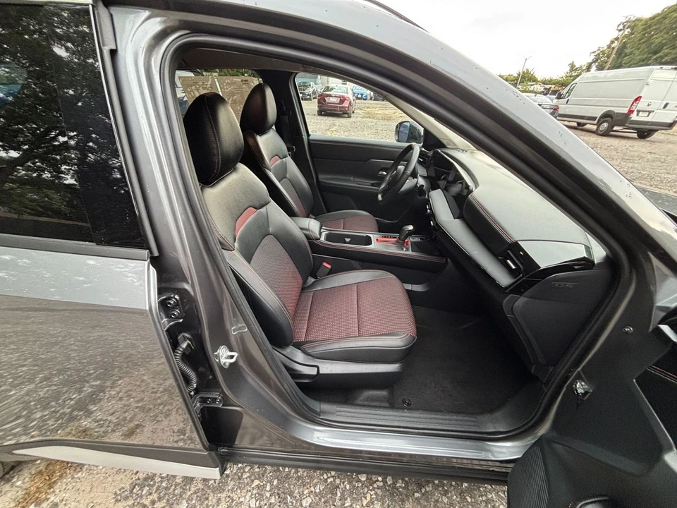 2026 Nissan Kicks - Image 26 of 31