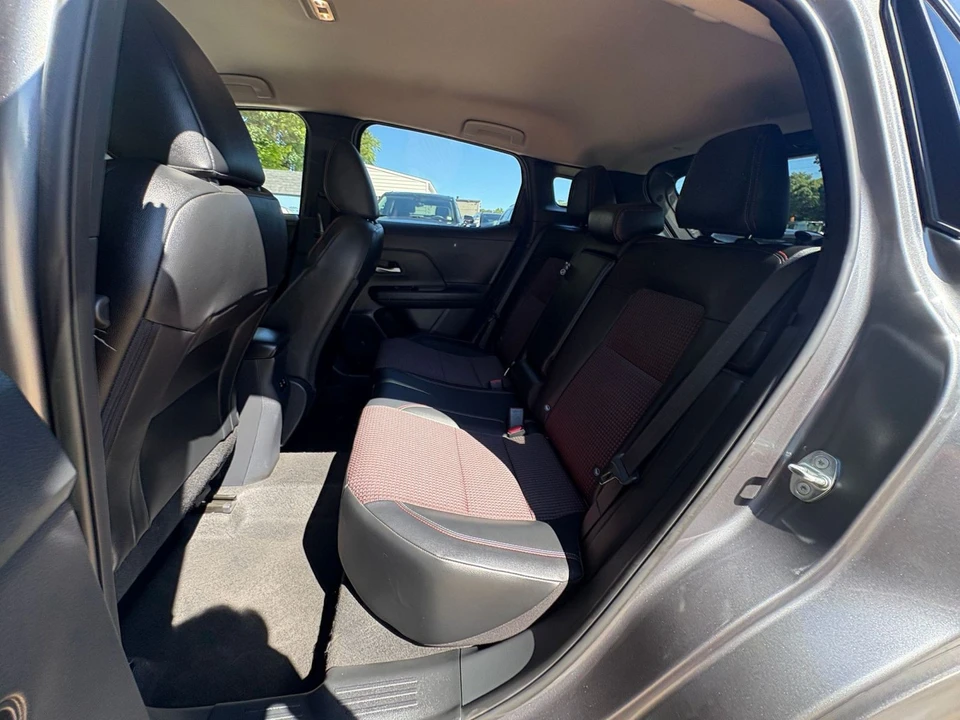 2026 Nissan Kicks - Image 24 of 31