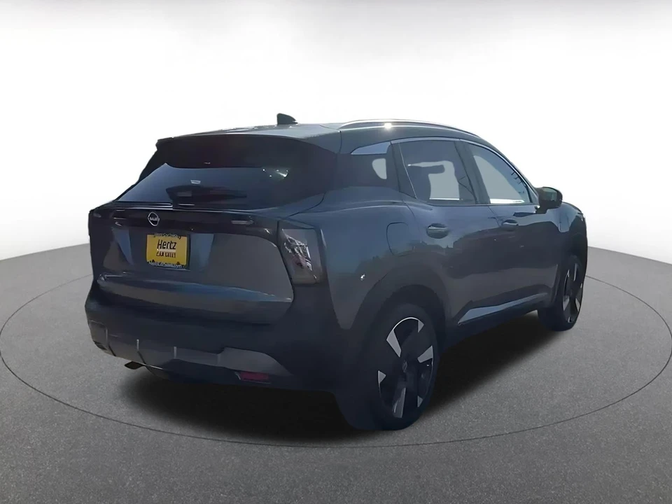 2026 Nissan Kicks - Image 16 of 31