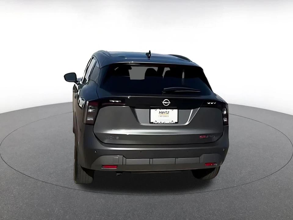 2026 Nissan Kicks - Image 14 of 31