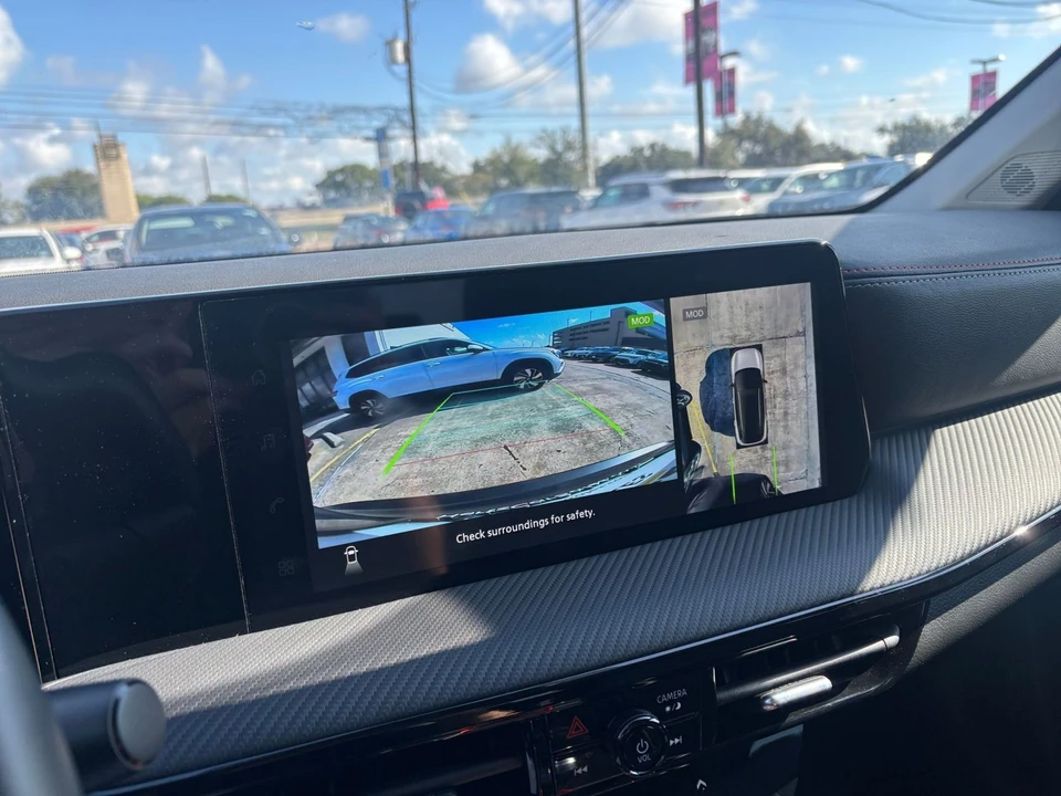 2026 Nissan Kicks - Image 23 of 31
