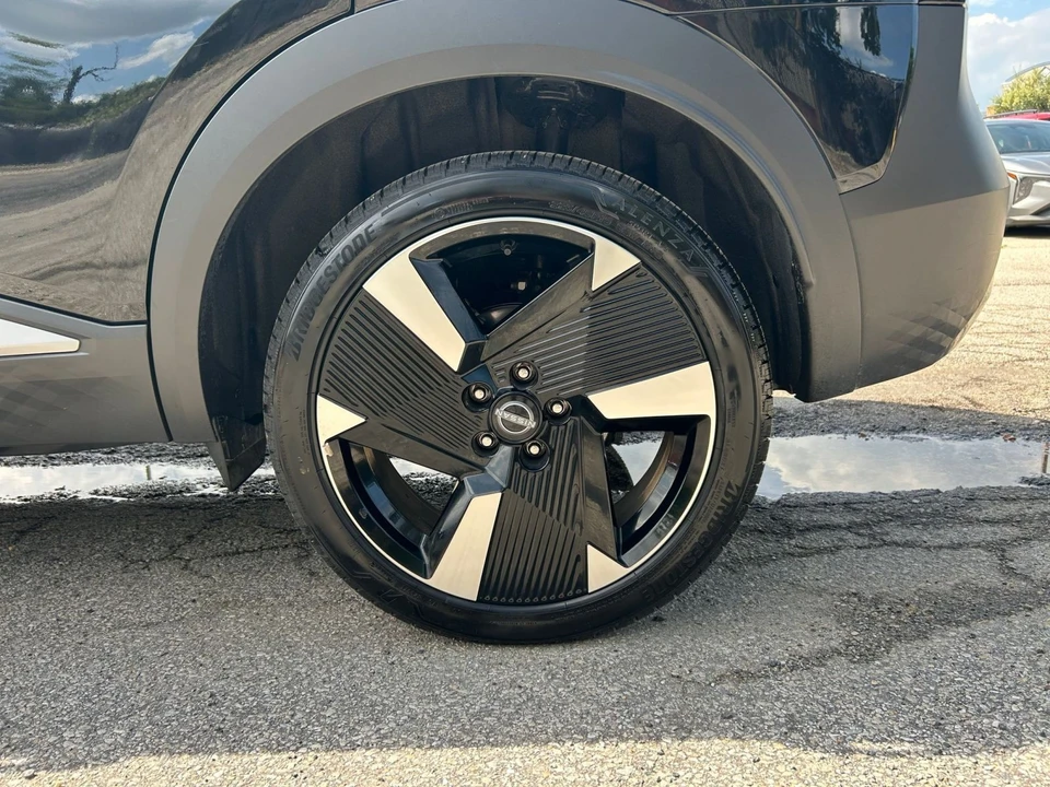 2026 Nissan Kicks - Image 26 of 31