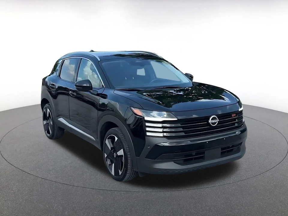 2026 Nissan Kicks - Image 3 of 31