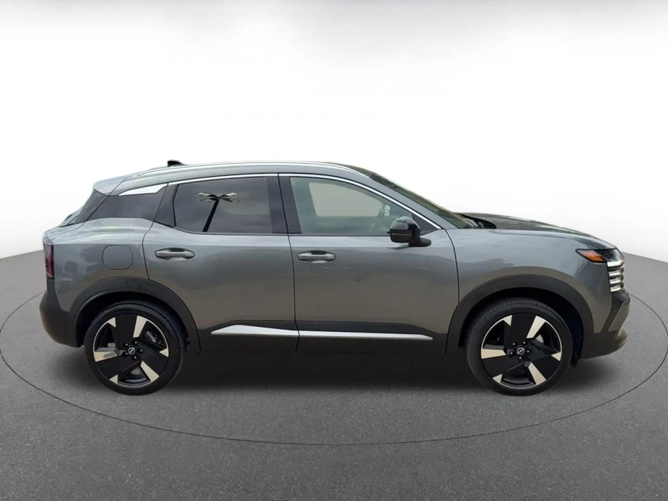 2026 Nissan Kicks - Image 18 of 31