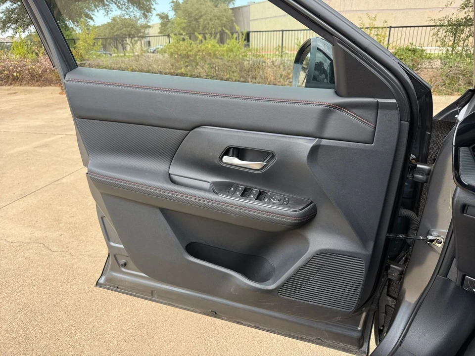 2026 Nissan Kicks - Image 20 of 31
