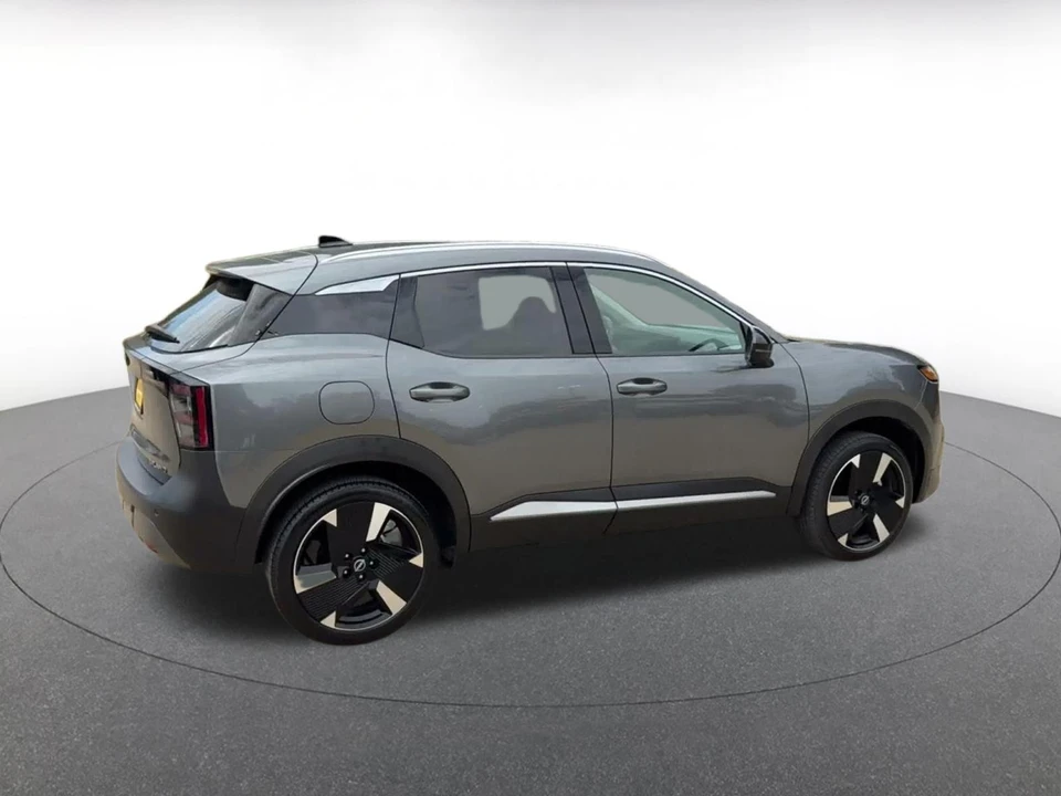 2026 Nissan Kicks - Image 16 of 31