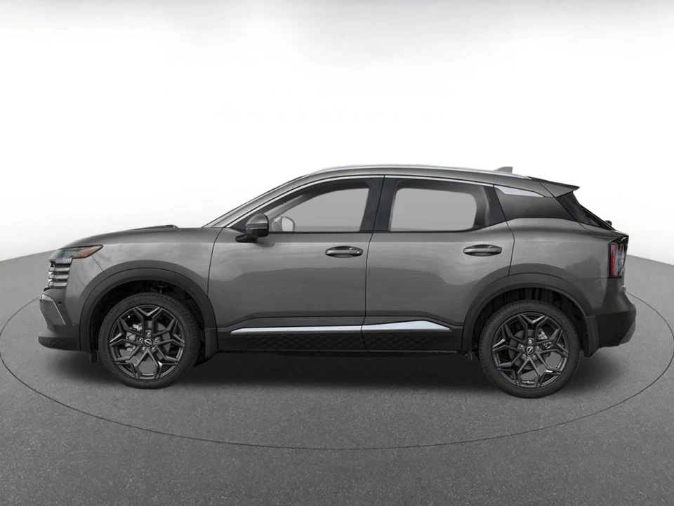 2026 Nissan Kicks - Image 3 of 15