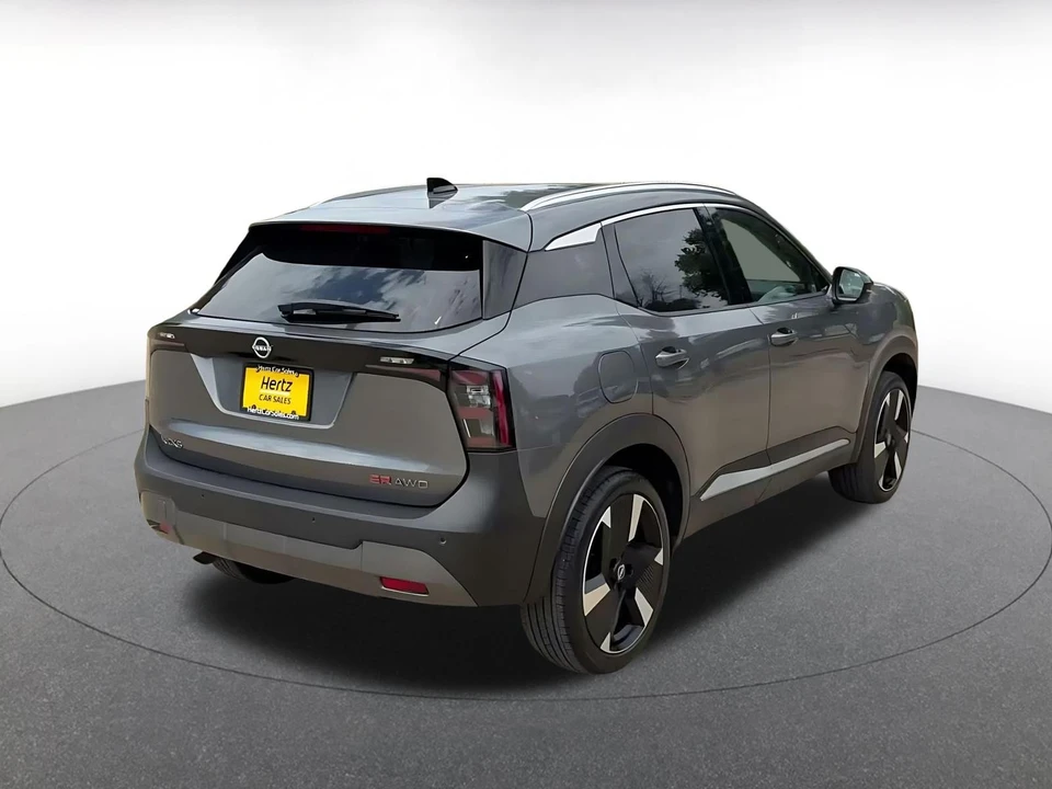 2026 Nissan Kicks - Image 17 of 31