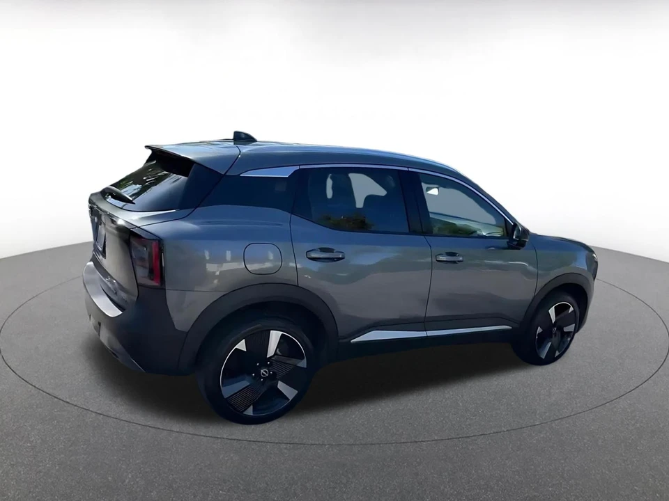 2026 Nissan Kicks - Image 16 of 31