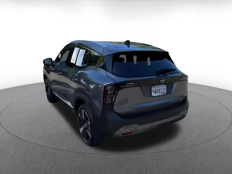 2026 Nissan Kicks - Image 12 of 31