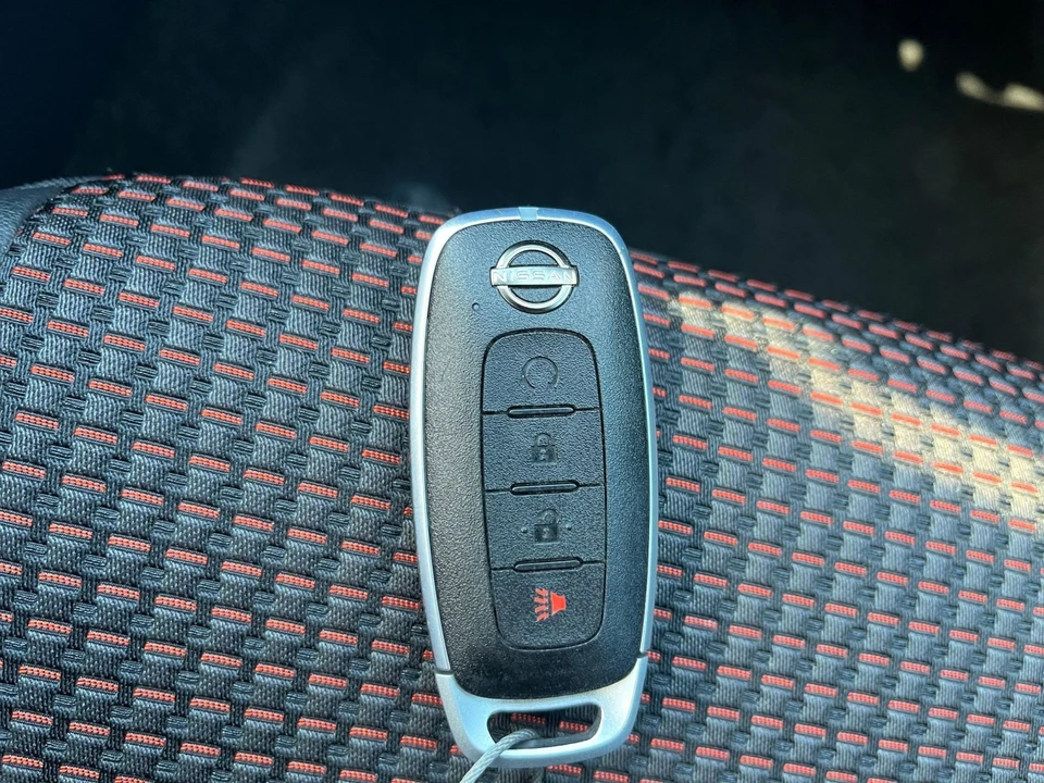 2026 Nissan Kicks - Image 24 of 31