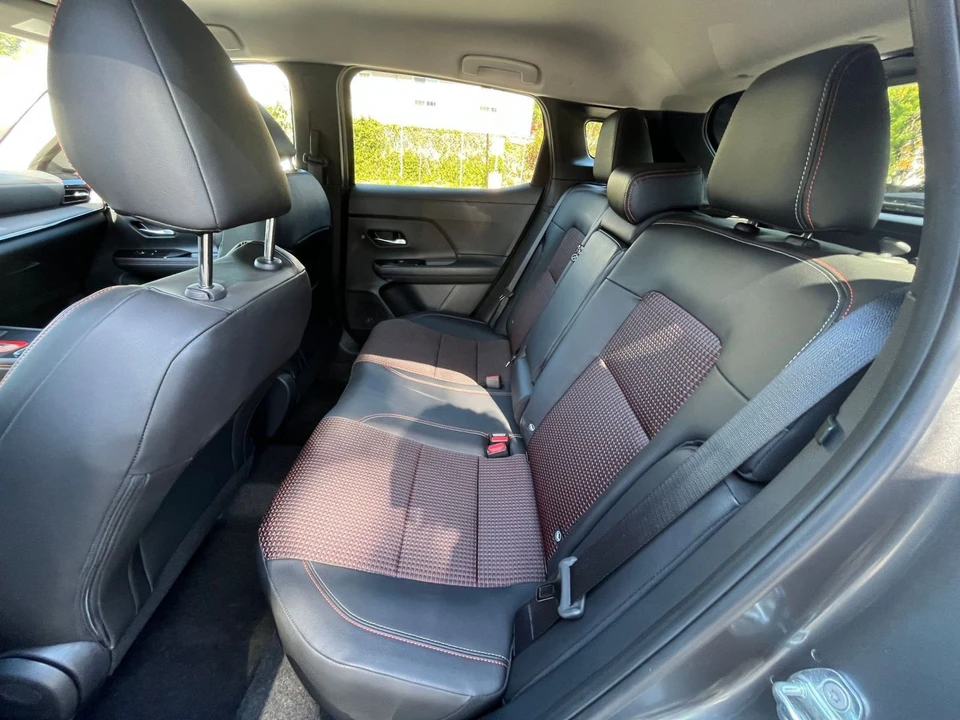 2026 Nissan Kicks - Image 26 of 31