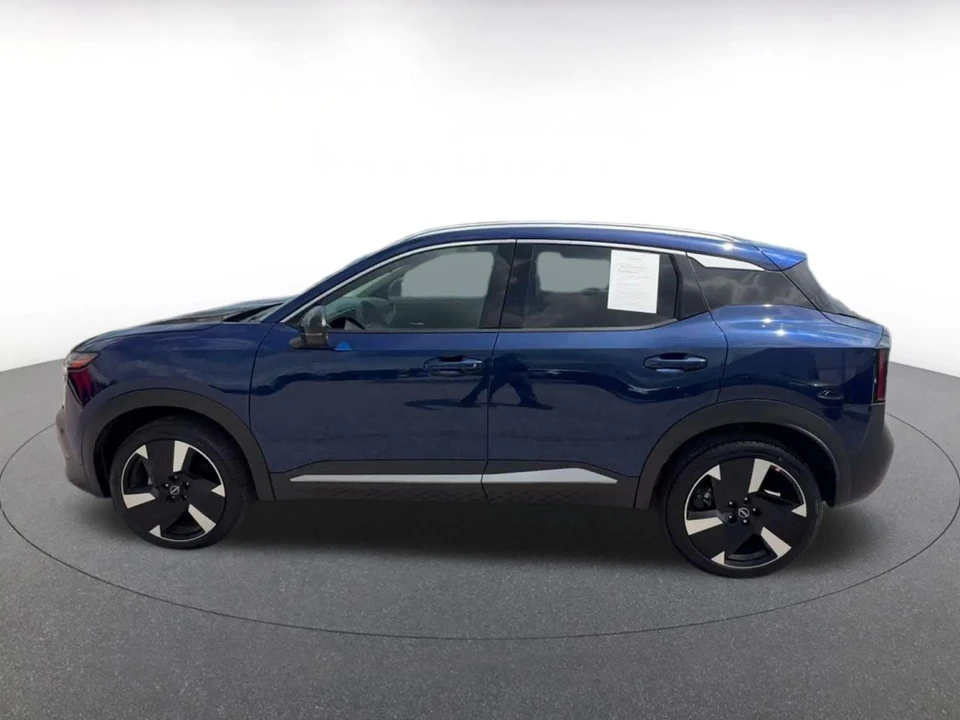 2026 Nissan Kicks - Image 9 of 31