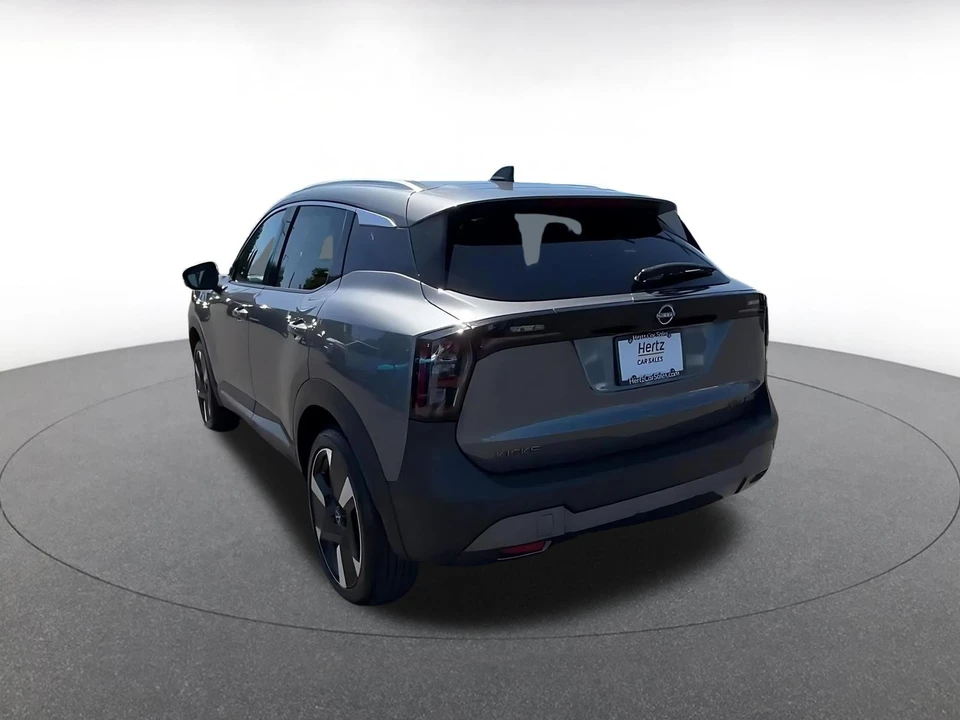 2026 Nissan Kicks - Image 12 of 31