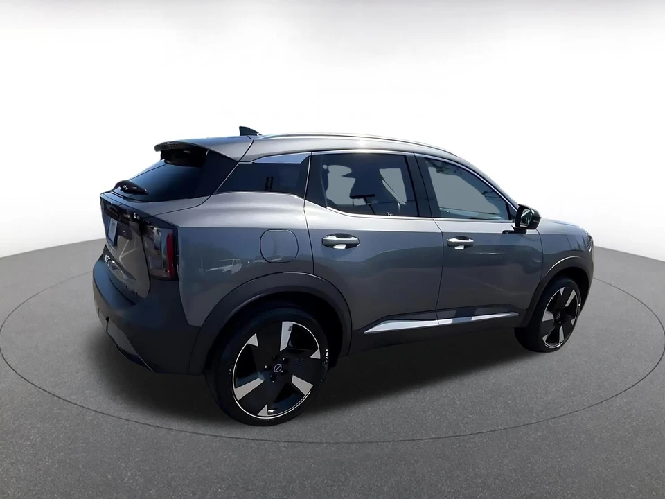 2026 Nissan Kicks - Image 15 of 31