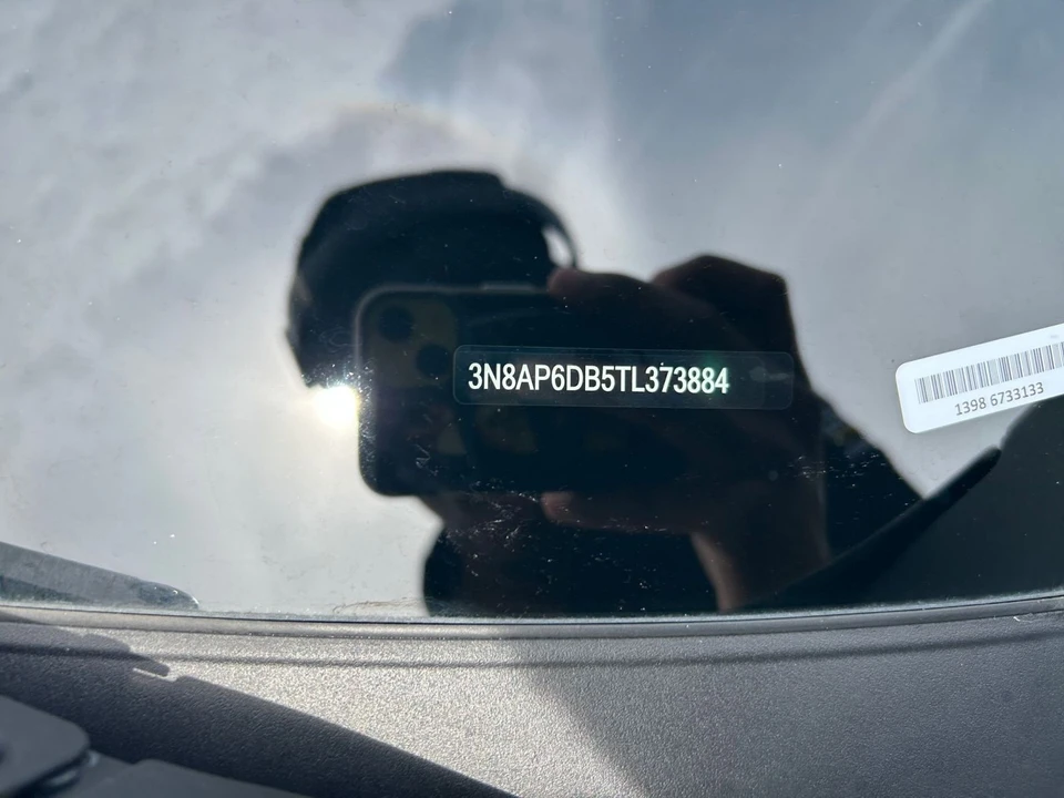 2026 Nissan Kicks - Image 24 of 31