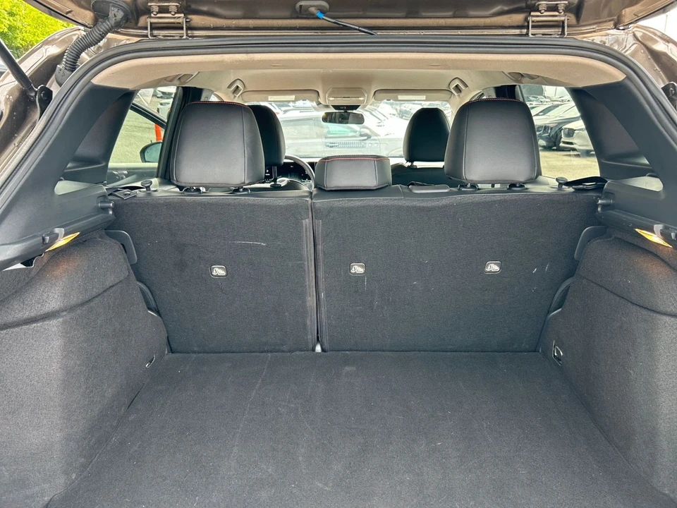 2026 Nissan Kicks - Image 27 of 31