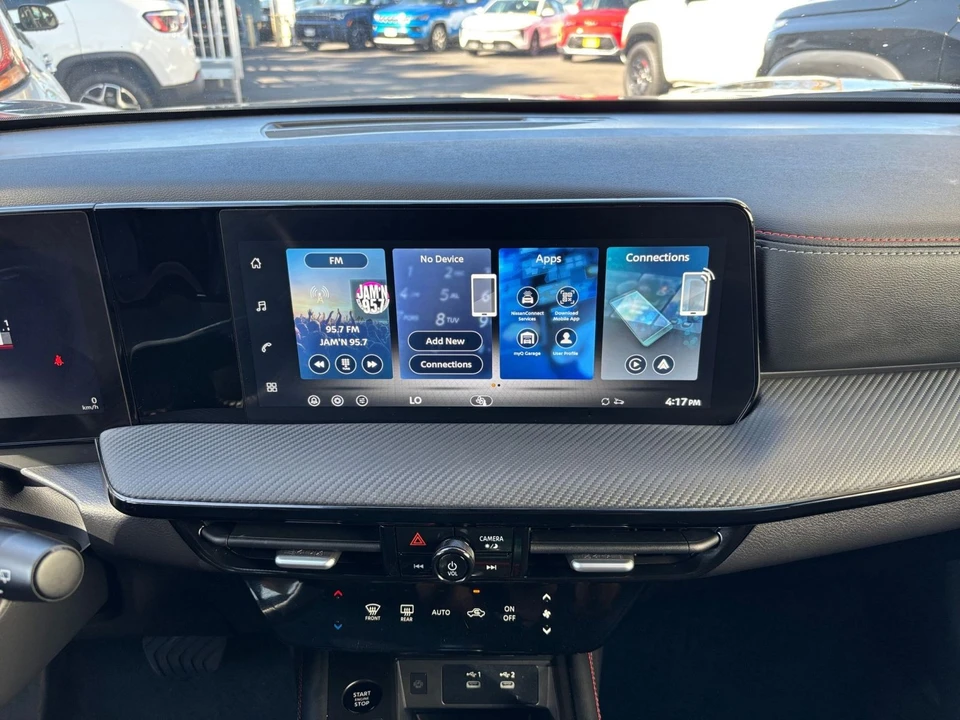 2026 Nissan Kicks - Image 18 of 31
