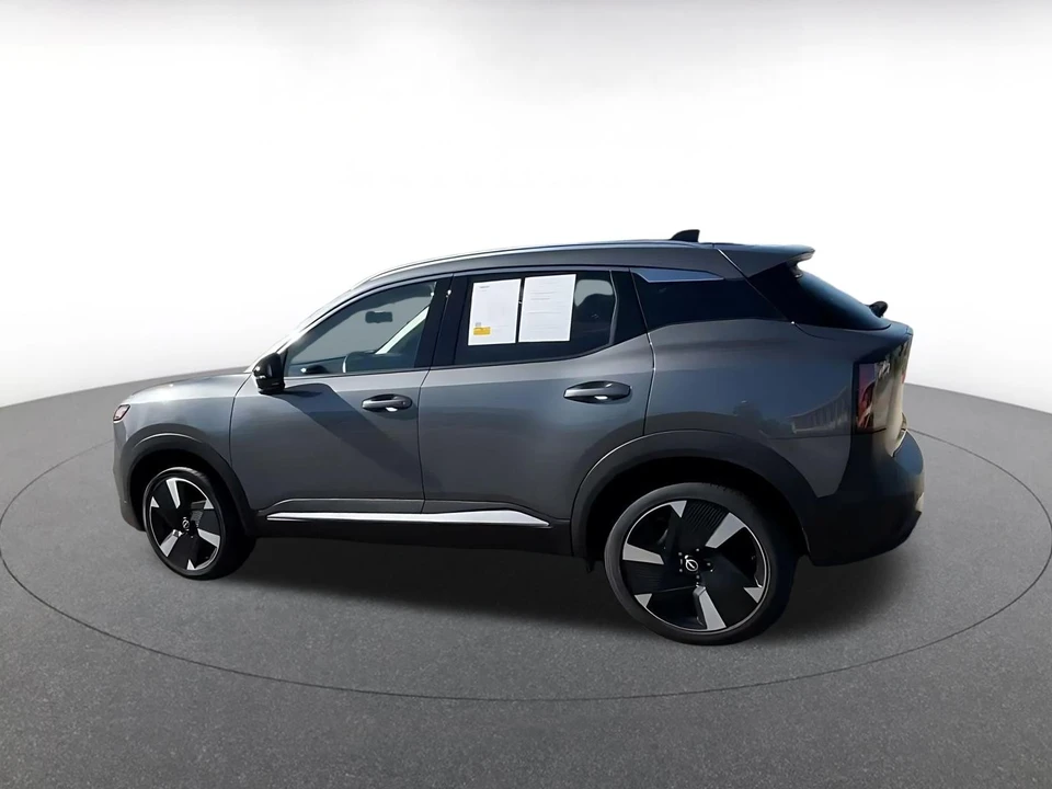 2026 Nissan Kicks - Image 11 of 31