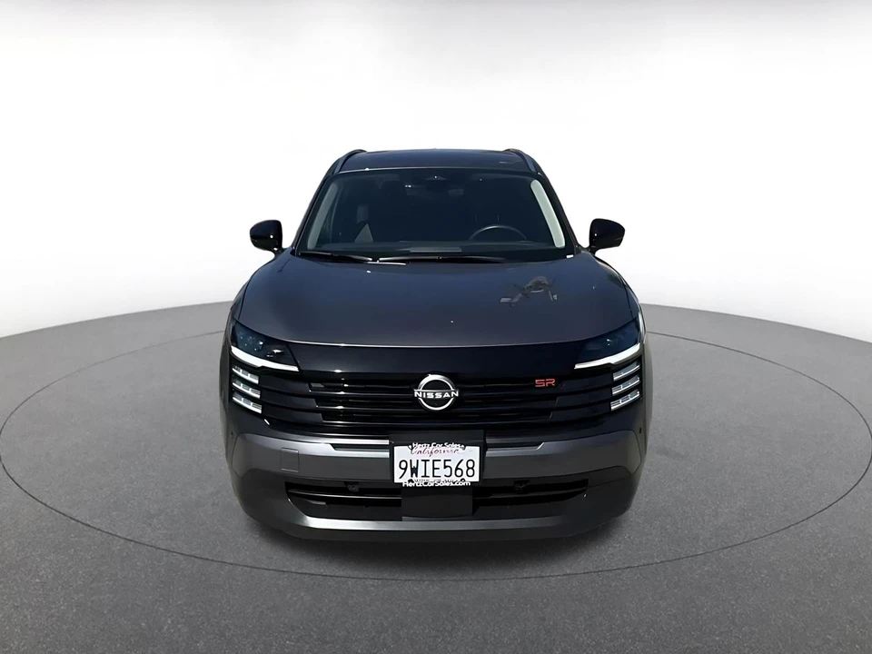 2026 Nissan Kicks - Image 7 of 31