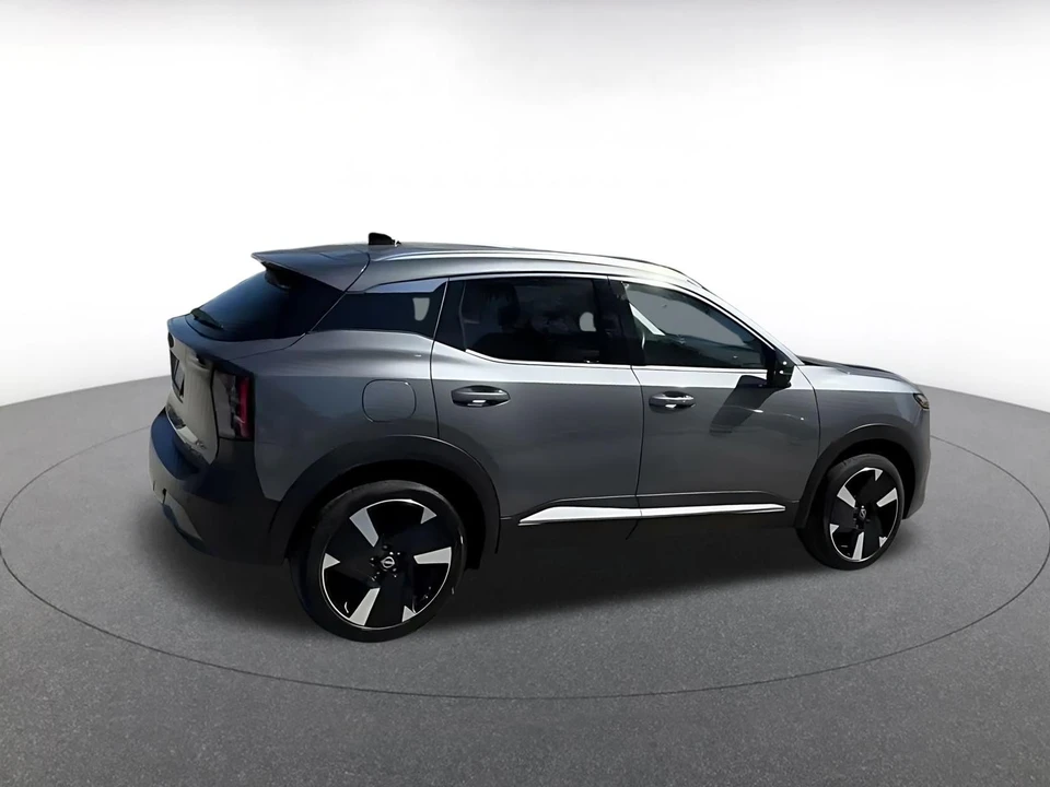 2026 Nissan Kicks - Image 16 of 31