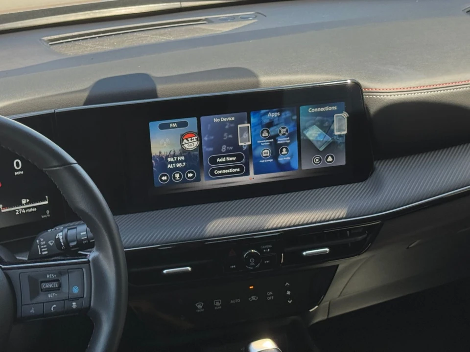 2026 Nissan Kicks - Image 18 of 31