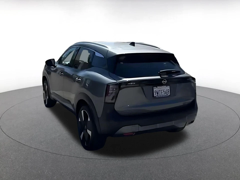2026 Nissan Kicks - Image 4 of 31