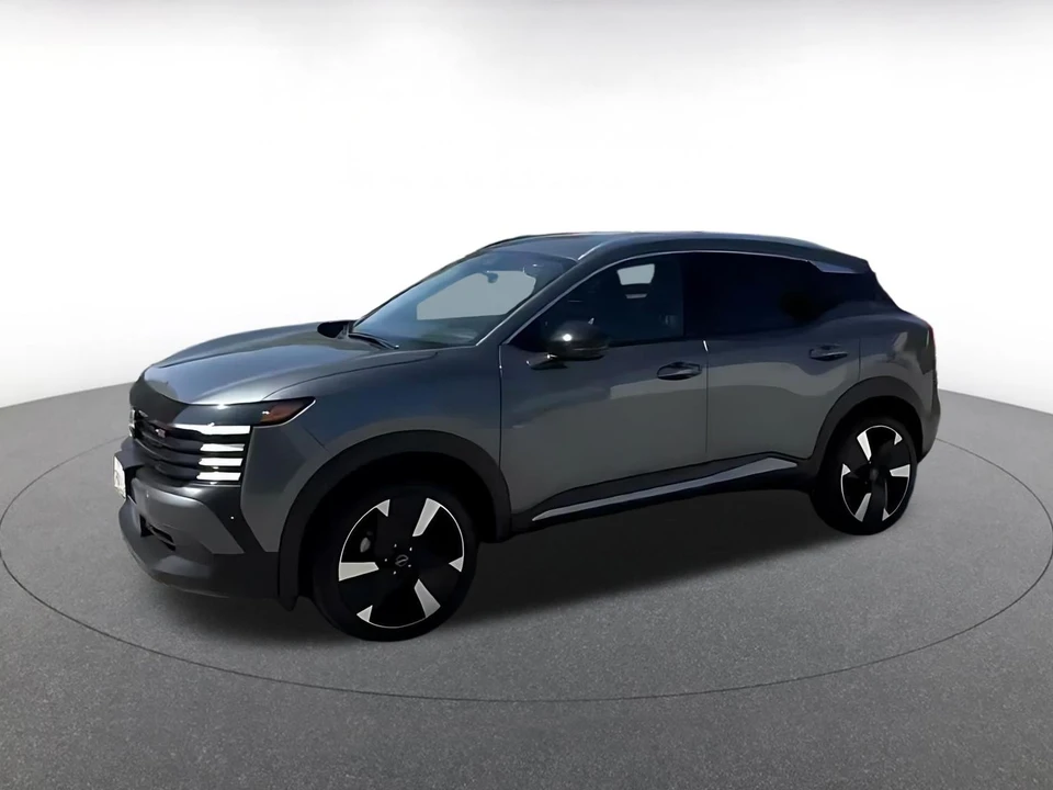 2026 Nissan Kicks - Image 9 of 31