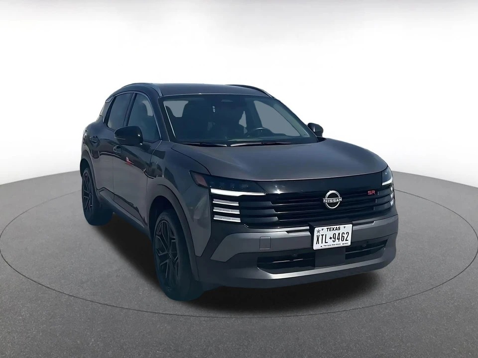 2026 Nissan Kicks - Image 3 of 31