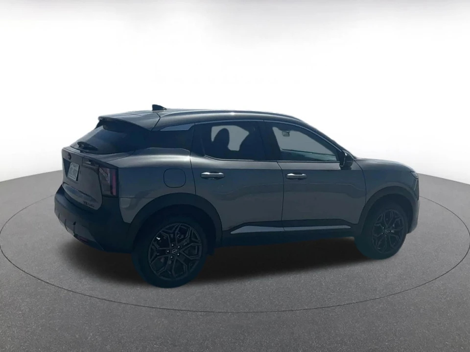 2026 Nissan Kicks - Image 16 of 31