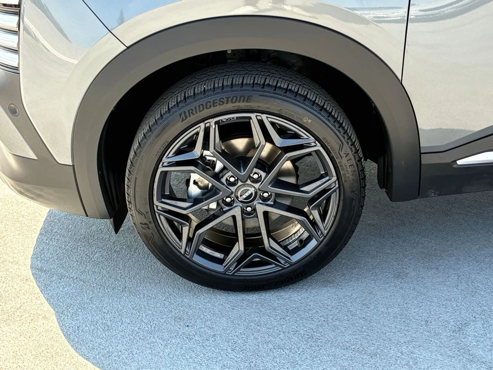 2026 Nissan Kicks - Image 30 of 31