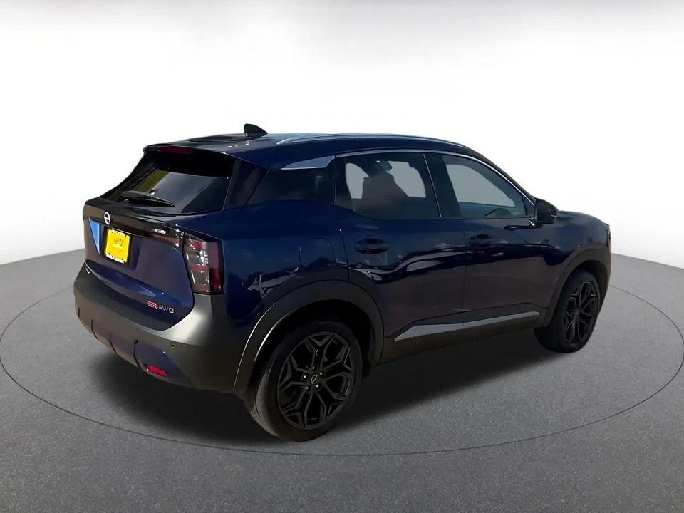 2026 Nissan Kicks - Image 16 of 31