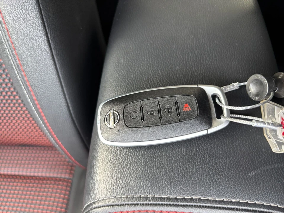 2026 Nissan Kicks - Image 22 of 31