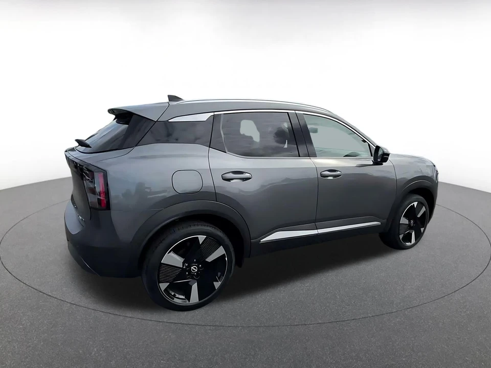 2026 Nissan Kicks - Image 15 of 31