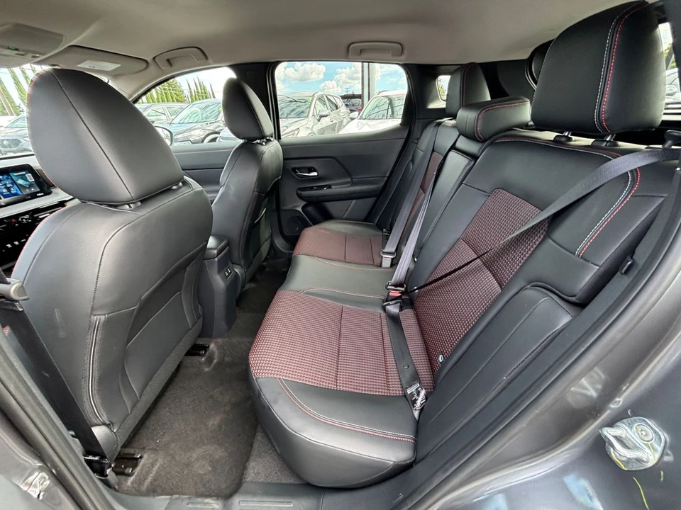 2026 Nissan Kicks - Image 26 of 31