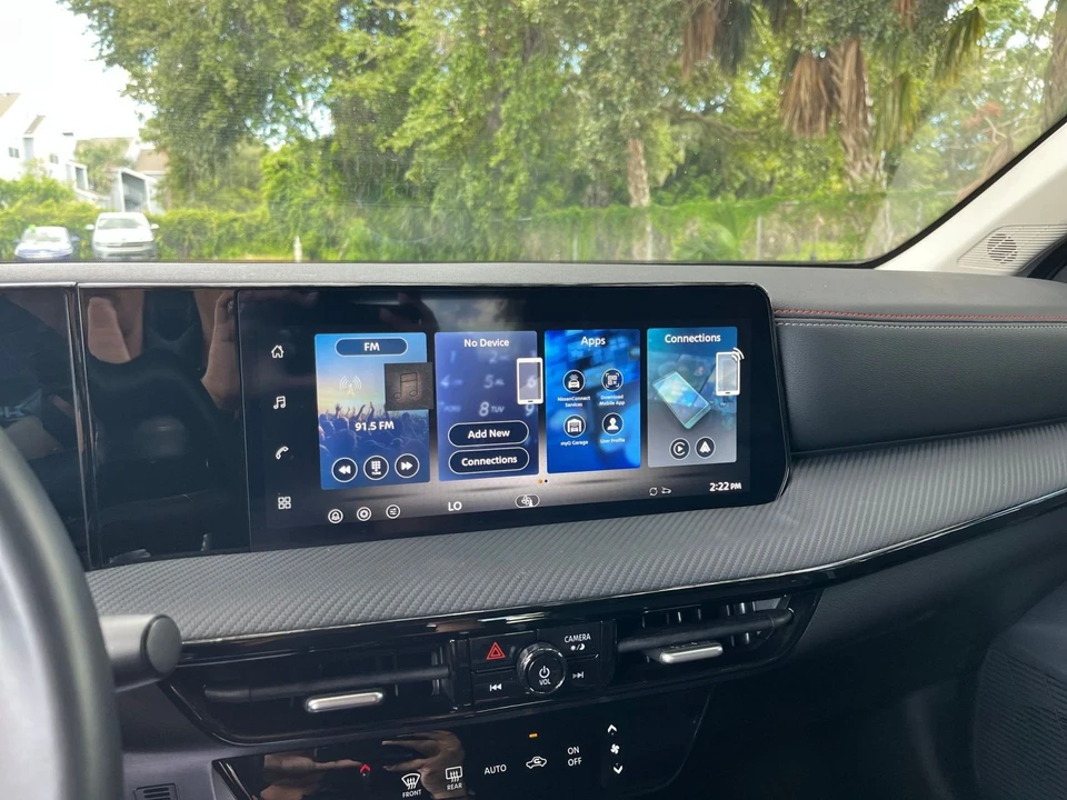 2026 Nissan Kicks - Image 21 of 31